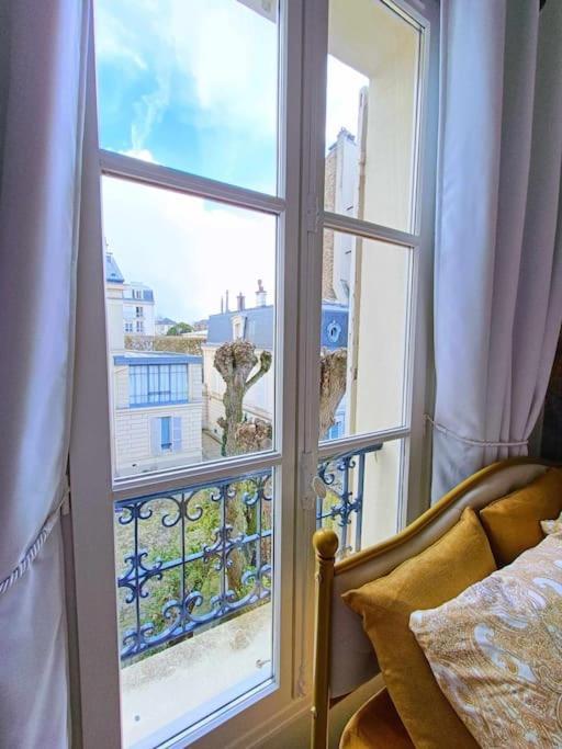 Ferienwohnung Au Petit Trianon Bleu Versailles Exterior foto